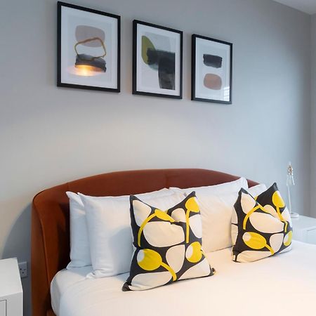 Elliot Oliver - Chic 2 Bedroom Town Centre Apartment Cheltenham Exterior foto