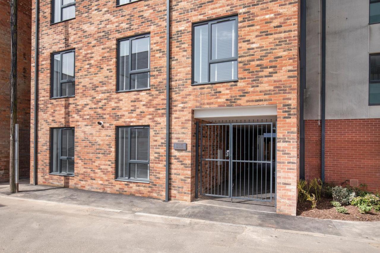 Elliot Oliver - Chic 2 Bedroom Town Centre Apartment Cheltenham Exterior foto